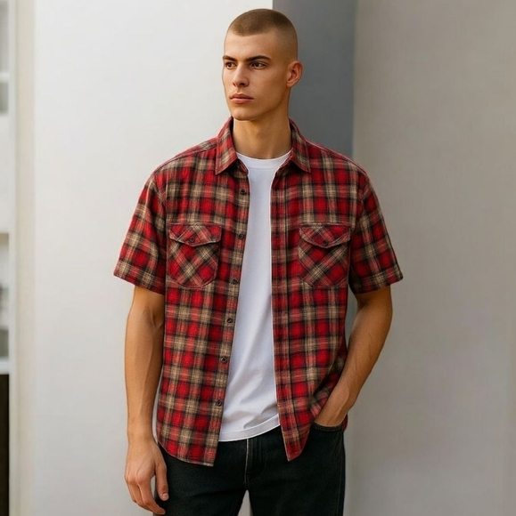 Calvin Klein Jeans Men's XL Plaid Short Sleeve Button Up Shirt Red Black Pocket - Picture 1 of 7